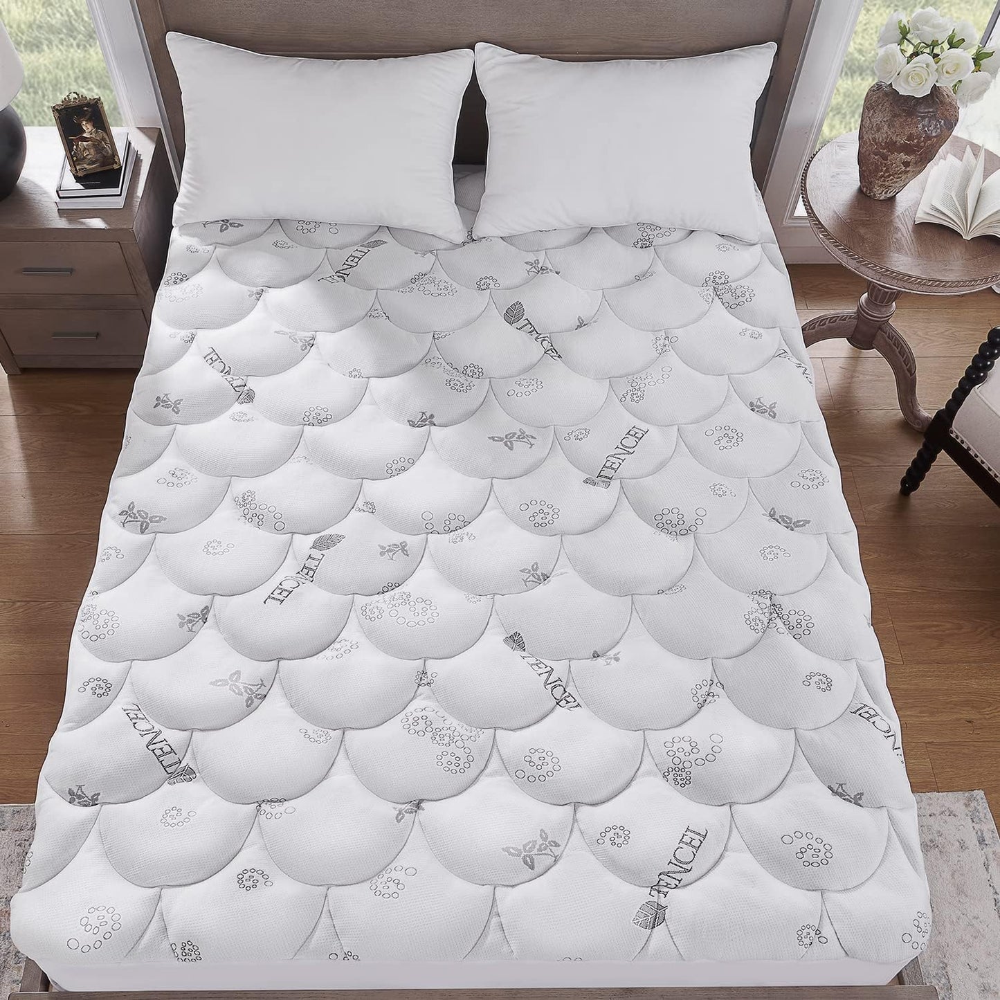 Softhour Padded Topper Full Size 40% Tencel Blend Rayon from Bamboo and Cotton Filled Mattress Cover, Thick, Luxurious and Comfort Mattress Pad, Deep Pocket for 21" Mattress
