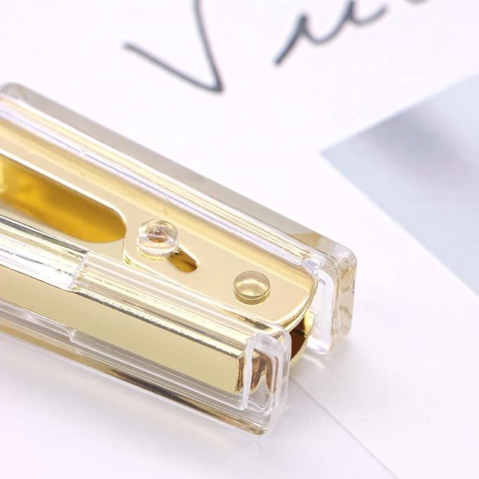 1PC Clear Yellow Gold Staples Remover Acrylic Luxury Yellow Golden Metal Body Staple Puller Removal Tool with Lock Professional Staple Remover for School Supplies Desktop Accessories (Yellow Gold)