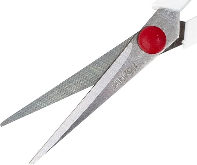 SINGER 00448 5-1/2-Inch Sewing Scissors with Comfort Grip,