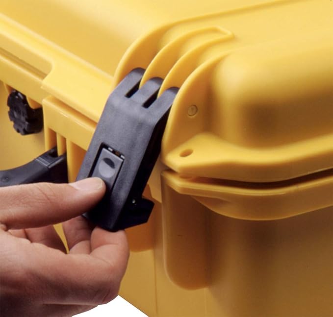 Pelican Storm iM2700 Case With Foam (Yellow)