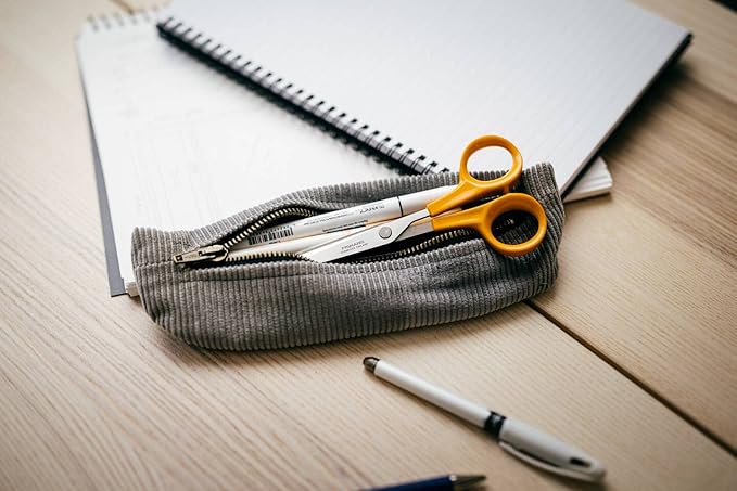 Fiskars Universal Scissors, Length: 17 cm, For Right- and Left-handed Users, Stainless Steel Blade/Plastic Handles, Orange, Classic, 1005150