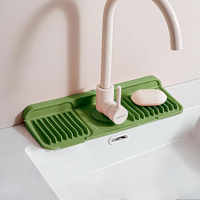 Button Style Faucet Drip Catcher – Silicone Faucet Mat for Kitchen Sink, Leak-Proof Splash Guard with 6° Slope, Behind Faucet Draining Mat, Easy Bathroom & Kitchen Gadgets (Green, 14.5" x 5.5")