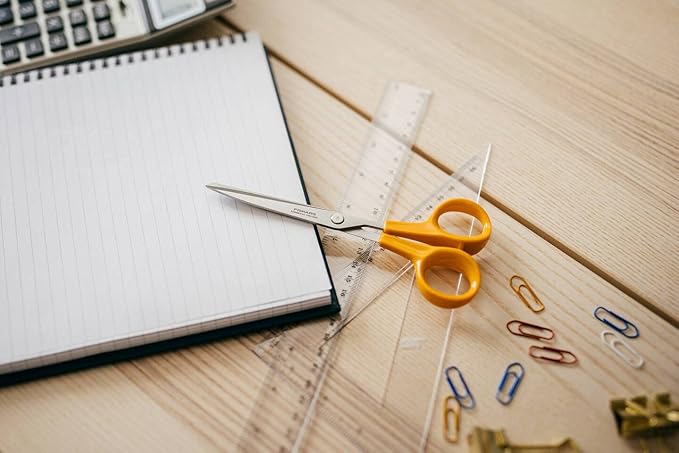 Fiskars Universal Scissors, Length: 17 cm, For Right- and Left-handed Users, Stainless Steel Blade/Plastic Handles, Orange, Classic, 1005150