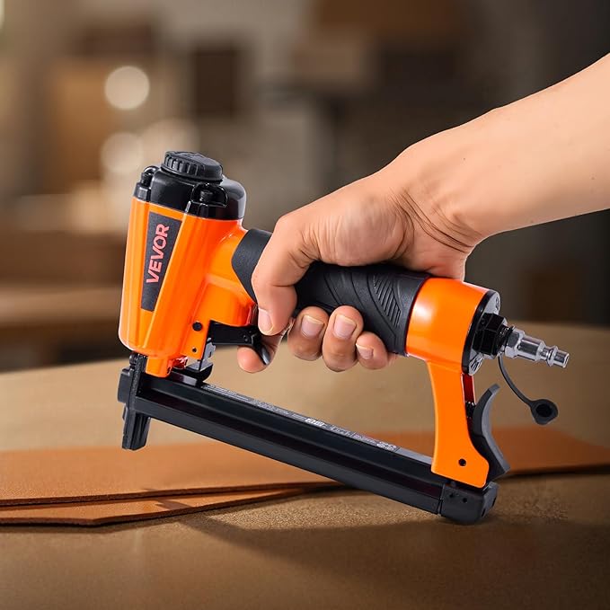 VEVOR Pneumatic Staple Gun, 20 Gauge T50 Pneumatic Upholstery Stapler for 7/16" Crown 5/32"-5/8" Length Staples, 70-110 PSI Air Staple Gun for Woodworking, Upholstering, Fabric, Crafts, DIY Projects