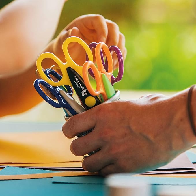 Fiskars Children's Decor Scissors, 6 Pieces, Incl. Storage Bag, Length: 13 cm, for Right- and Left-Handed Users, from 4 Years, Stainless Steel Blade/Plastic Handles, Multi-Coloured, Kidzors, 1003730