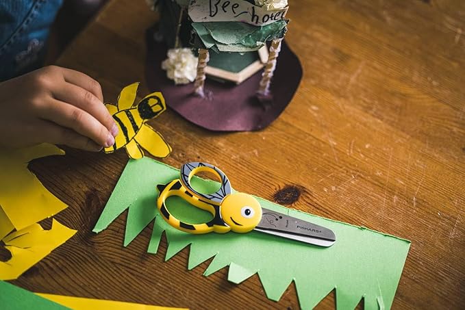 Fiskars Children's Animal Scissors with Bee Motif, From 4 years, length: 13 cm, For right and left handers, Stainless steel blade/plastic handles, Yellow, 1003747
