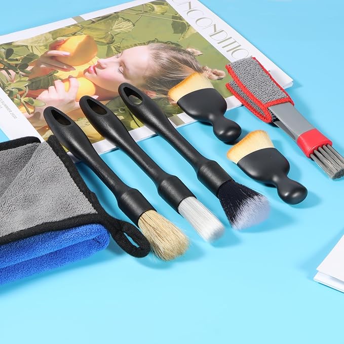 Car Detailing Brush, 7 PCS Car Interior Brush Set, Automotive Interior Dusting Brush, Car Cleaning Brush for Cleaning Car Interior Exterior, Air Vents, Dashboard Engines Leather Wheel