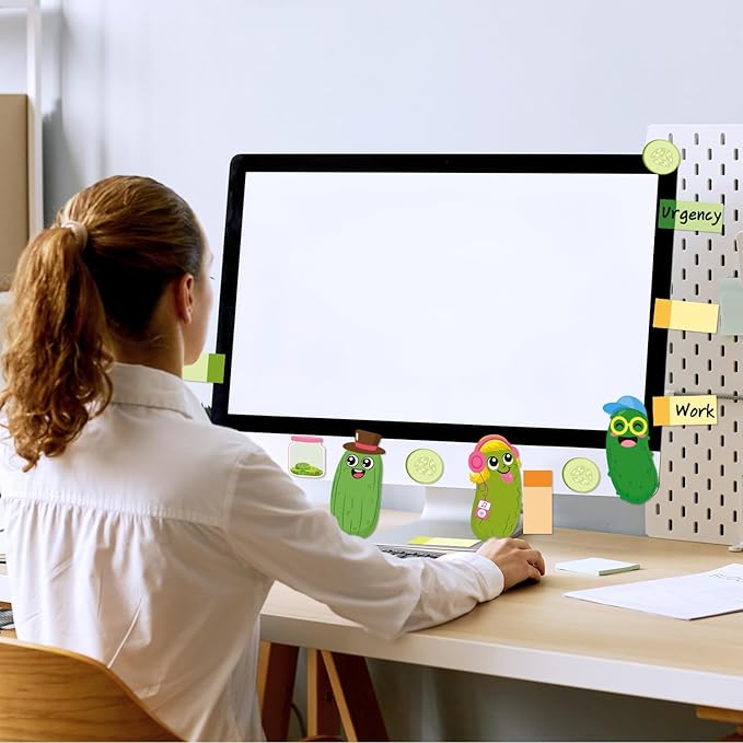 B1ykin Cute Sticky Notes Set - Just A Girl Who Loves Pickles Self-Stick Notes Pad, 550 Sheets Writing Memo Pages Sticky Notepad for Teacher Appreciation Gifts, School Office Supplies (New Pickles)