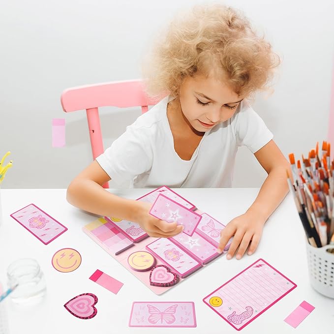 L1rabe Preppy Sticky Notes Set - Back to School 550 Sheets Y2K Smile Face Self-Stick Notes Pads Pink Divider Tabs Bundle Writing Memo Pads for Preppy Students Teacher Girls Woman Birthday Gifts