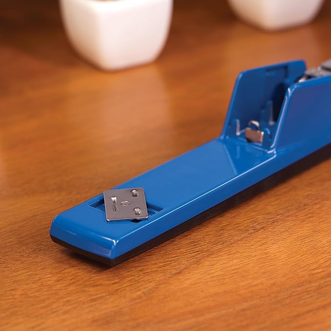 Swingline Stapler, 747 Classic Desktop Stapler, 20 Sheet Capacity, Metal, True Blue (74724)