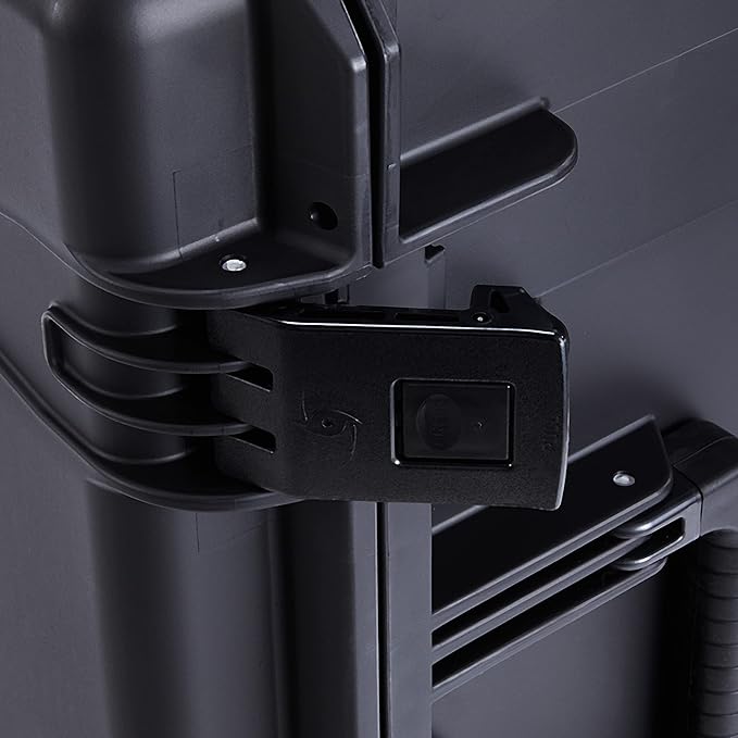 Pelican Storm iM2720 Case With Foam (Black)