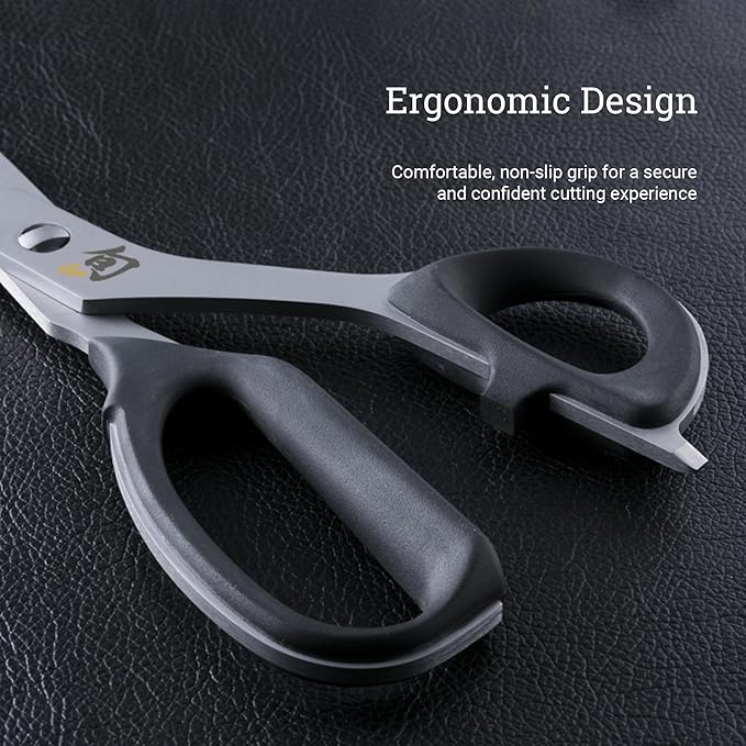 Shun Kitchen Shears, 22.6 cm, Heavy Duty Cooking Scissors, Durable 420J2 Stainless Steel, Detachable Blades for Easy Cleaning, Multi Purpose Kitchen Shears for Professional and Home Chefs