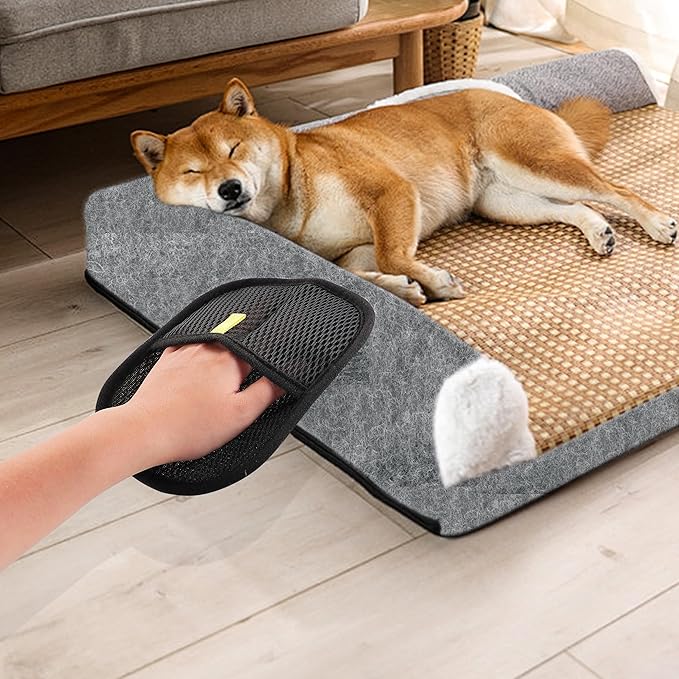 1 PCS Pet Hair Removal Gloves,Reusable Lint Roller for Furniture, Car, Clothes & Carpets ，Cat & Dog Hair Remover Tool with Ergonomic Grip